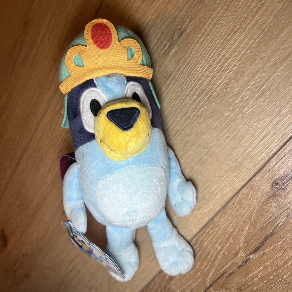 Princess Bluey Plush Blue Heeler Dog Crown Cape 2021 Disney Junior Stuffed 8"